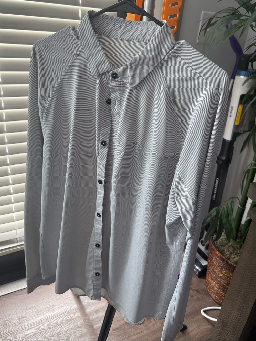 Lululemon Light Gray Long-Sleeve Button-Up Shirt